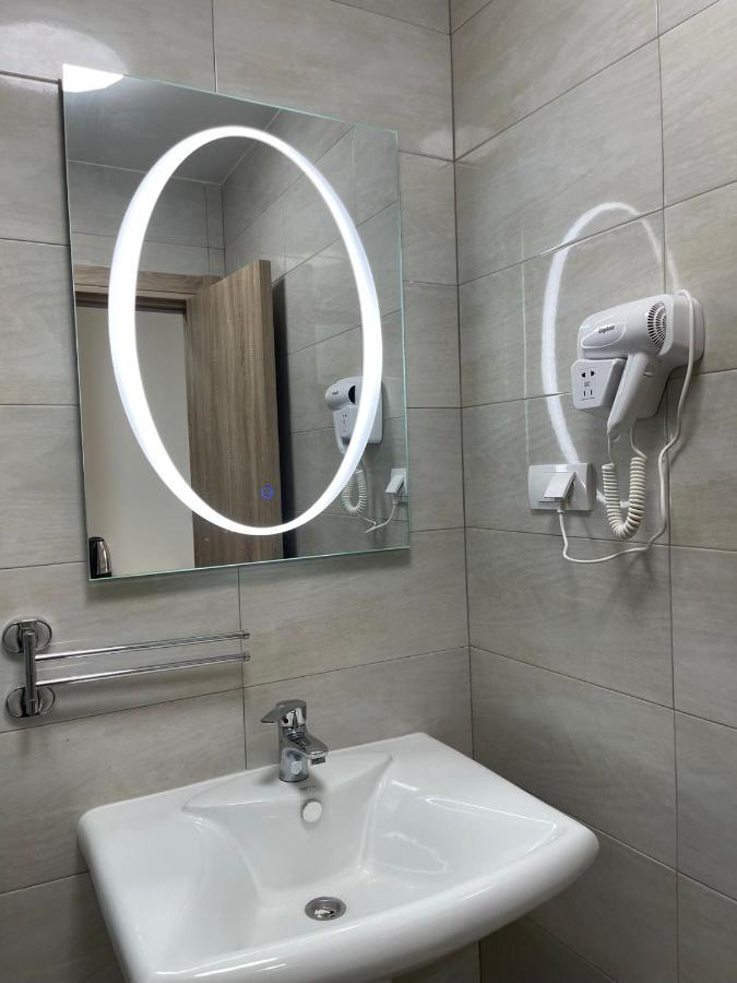 Home In Superior如家 Surčin Zewnętrze zdjęcie