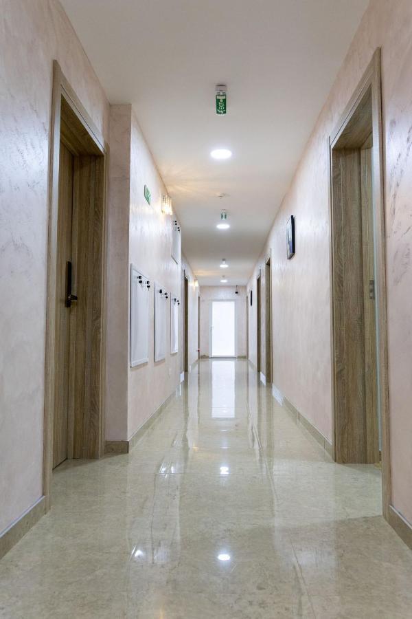 Home In Superior如家 Surčin Zewnętrze zdjęcie